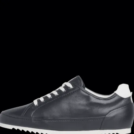 Hassia 301040300 - Wide Fit Trainer.