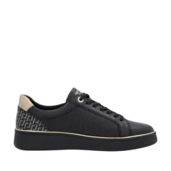 Remonte D2E0003- Trainer.
