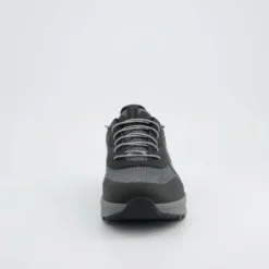 TenHaag 0511028- Trainer.
